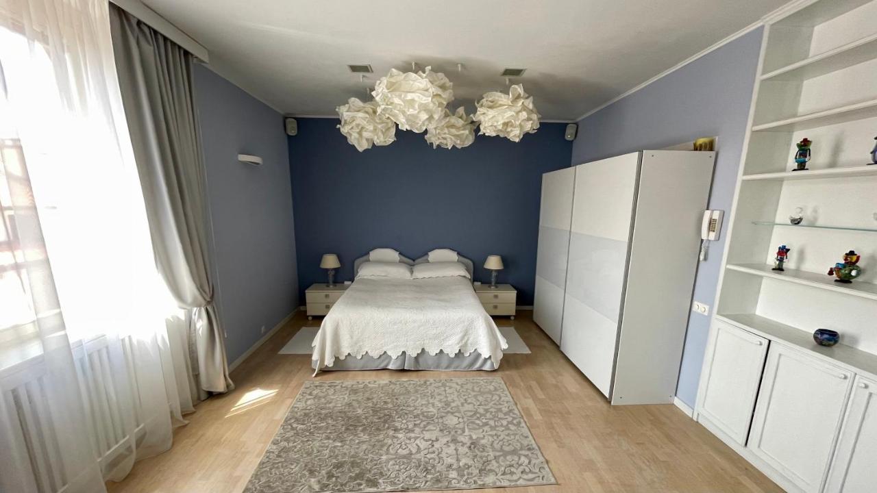 Central Loft Varese Bagian luar foto